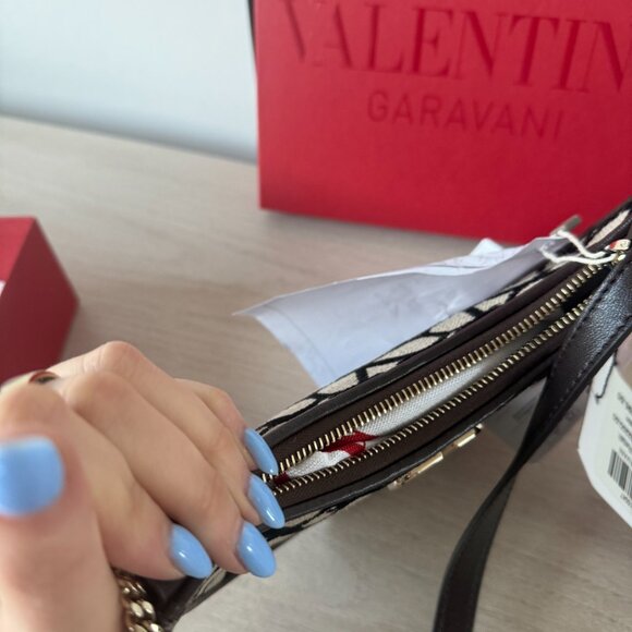 NWT Valentino Garavani VLogo Mini Shoulder Bag Gold Chain-link Leather Strap - Picture 10 of 12